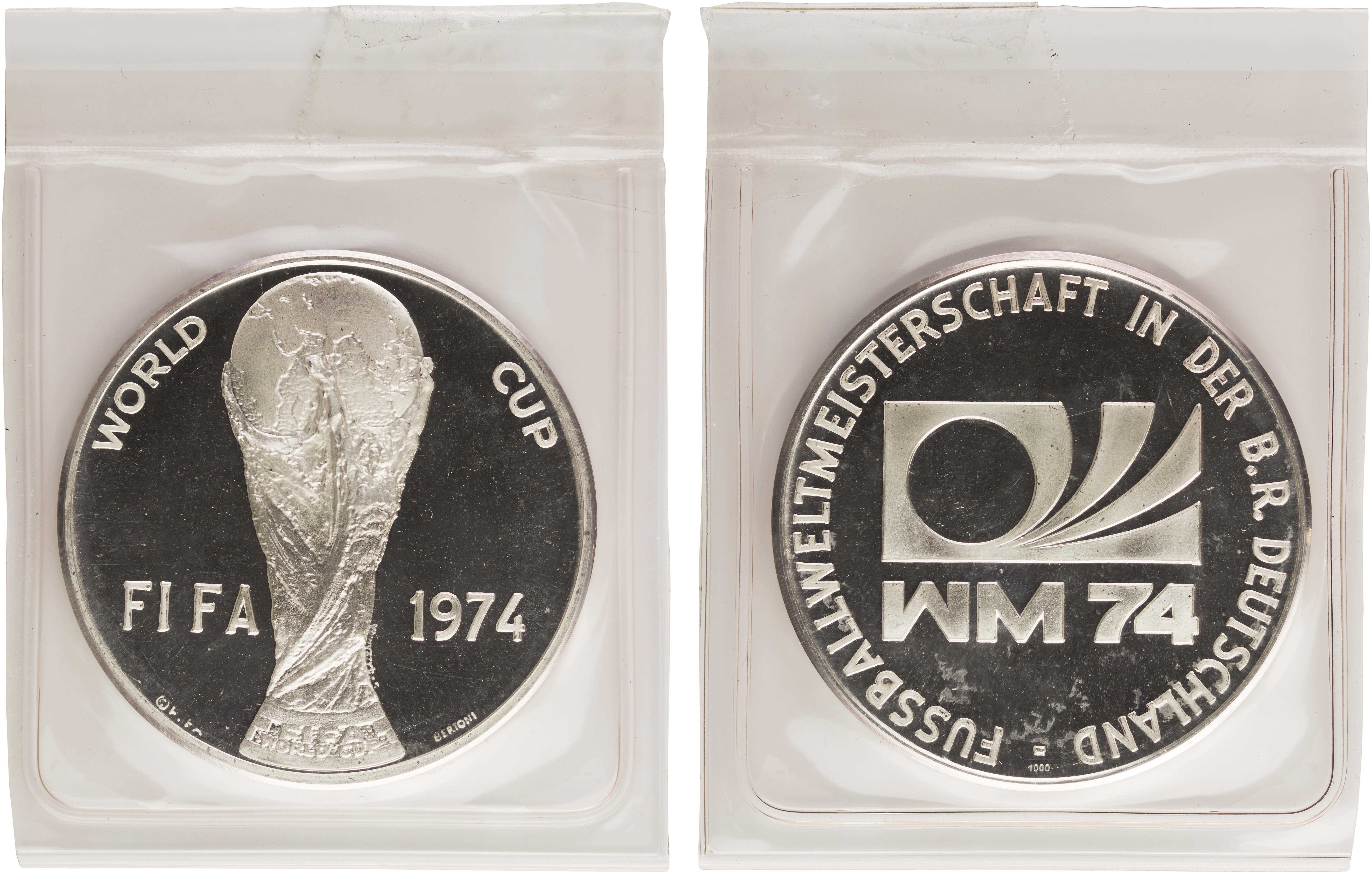 Lot 8176 - FOREIGNMEDALS & DECORATIONS  -  A. Karamitsos Live Internet Auction 25, Part B